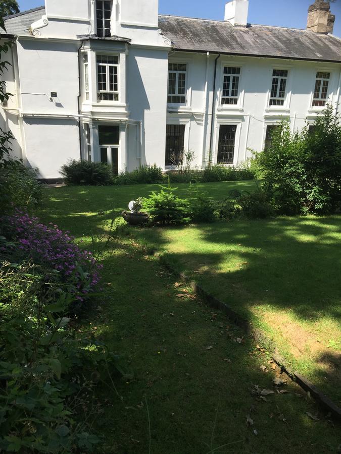 The Park Hotel Abergavenny Exterior photo