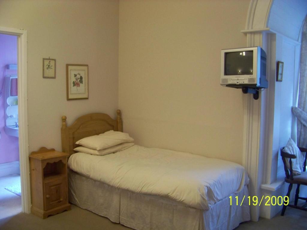 The Park Hotel Abergavenny Room photo